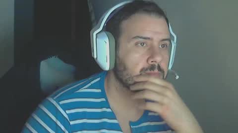 Snapshot of stark_86 chatting on 02/23/25, 07:07 stark_86 online show from 02/23/25, 07:07