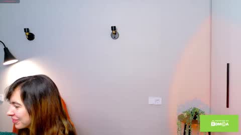 Nina online show from 11/09/25, 03:05