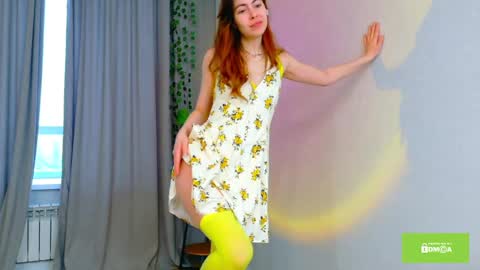 Snapshot of starlace_ chatting on 04/06/26, 01:58 Nina online show from 04/06/26, 01:58