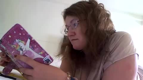 Snapshot of starlagurl chatting on 02/18/25, 07:43 starlagurl online show from 02/18/25, 07:43
