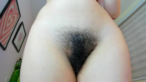 Snapshot of starlie_ chatting on 04/07/26, 01:17 Alisson online show from 04/07/26, 01:17