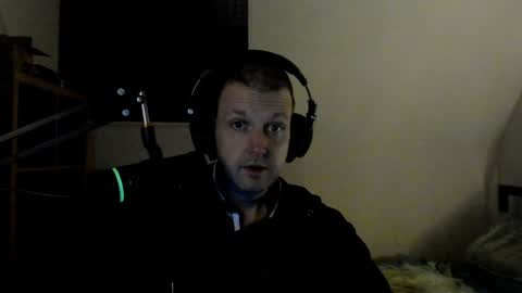 Snapshot of starlight1987 chatting on 12/10/24, 05:07 Adam online show from 12/10/24, 05:07