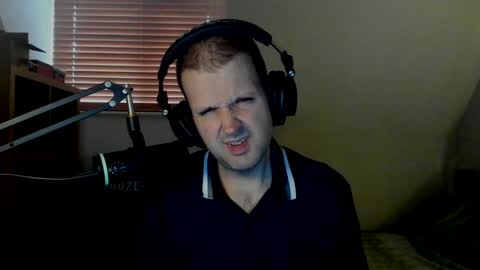 Snapshot of starlight1987 chatting on 12/16/24, 09:03 Adam online show from 12/16/24, 09:03