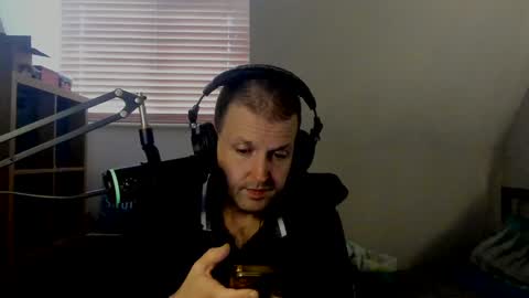 Snapshot of starlight1987 chatting on 12/16/24, 12:06 Adam online show from 12/16/24, 12:06