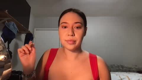 Snapshot of starlitdreams777 chatting on 02/26/25, 08:33 starlitdreams777 online show from 02/26/25, 08:33