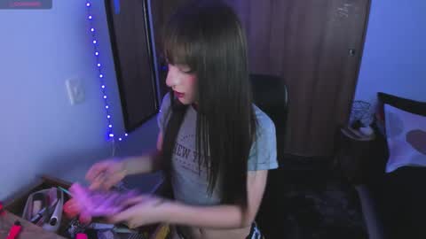 Star Aura online show from 09/11/25, 02:28