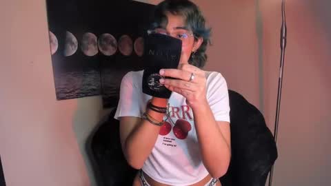      online show from 03/10/25, 11:49