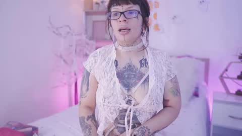 Yoko online show from 10/23/25, 01:21