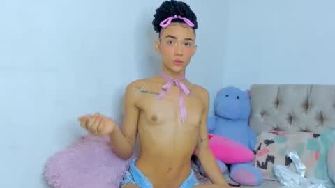 stassiebell online show from 12/12/24, 06:57