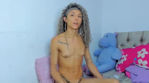 stassiebell online show from 12/20/24, 01:54