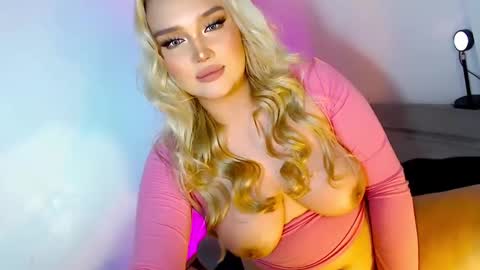 Snapshot of stassy_baby101 chatting on 12/07/24, 10:56 Stassy online show from 12/07/24, 10:56