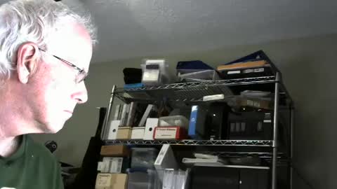 Snapshot of stasw20 chatting on 10/13/25, 03:28 stasw20 online show from 10/13/25, 03:28