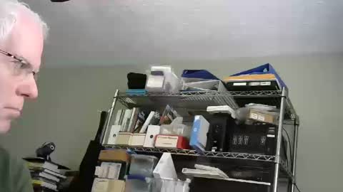 Snapshot of stasw20 chatting on 10/13/25, 07:36 stasw20 online show from 10/13/25, 07:36