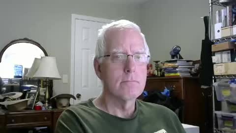 Snapshot of stasw20 chatting on 10/15/25, 03:45 stasw20 online show from 10/15/25, 03:45