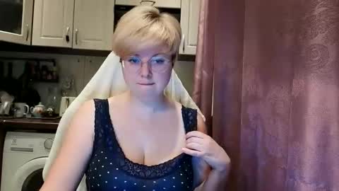 Snapshot of stasya_07 chatting on 04/13/26, 12:05 Stasya online show from 04/13/26, 12:05
