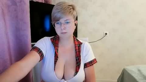 Snapshot of stasya_07 chatting on 06/11/26, 04:05 Stasya online show from 06/11/26, 04:05