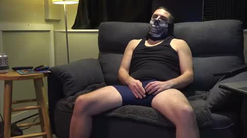 Snapshot of stayin_hard chatting on 11/22/25, 11:37 stayin hard online show from 11/22/25, 11:37