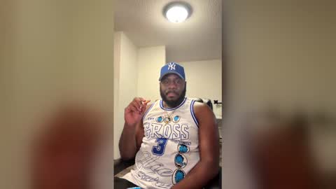 Snapshot of stayinalive1992 chatting on 02/16/26, 04:19 stayinalive1992 online show from 02/16/26, 04:19