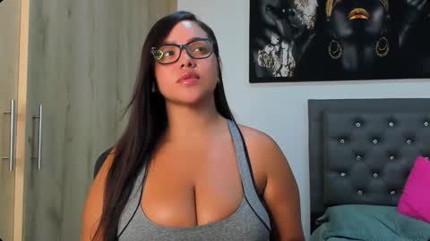 Melany online show from 10/27/25, 02:26