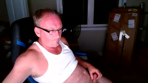 Snapshot of steakman007 chatting on 07/23/26, 03:37 Steakman online show from 07/23/26, 03:37
