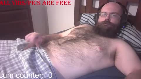 Snapshot of stealthytuna95 chatting on 09/18/25, 09:39 mike online show from 09/18/25, 09:39