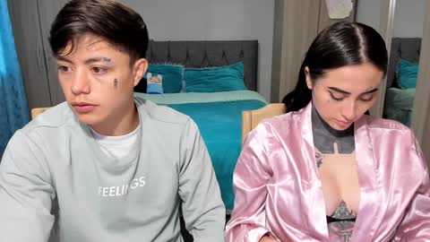 Snapshot of steban_and_kim chatting on 12/30/24, 09:40 steban and kim online show from 12/30/24, 09:40