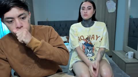 Snapshot of steban_and_kim chatting on 01/21/25, 07:06 steban and kim online show from 01/21/25, 07:06