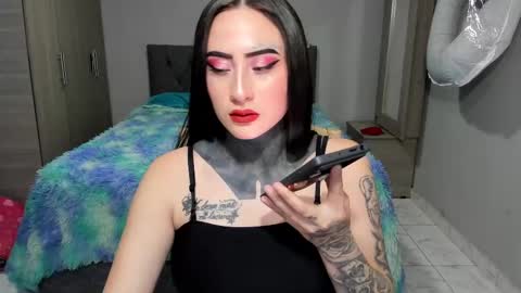 Snapshot of steban_and_kim chatting on 02/26/25, 10:20 steban and kim online show from 02/26/25, 10:20