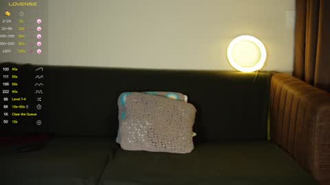 Snapshot of steevemuscle chatting on 01/17/25, 02:50 Steeve online show from 01/17/25, 02:50