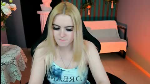 stef_nicks online show from 05/22/26, 09:04