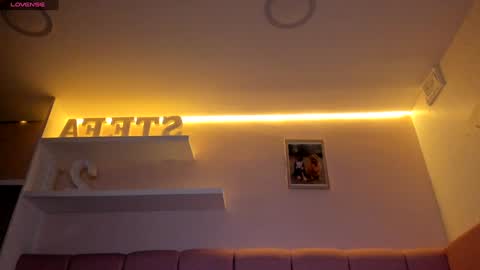 Stefa Gomez  online show from 12/13/24, 03:00