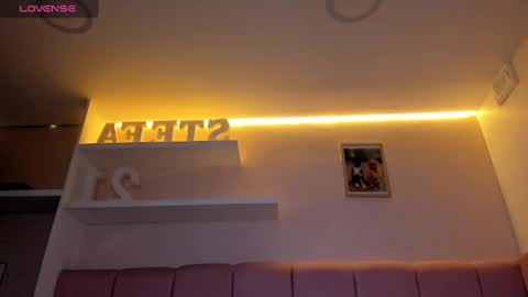 Stefa Gomez  online show from 02/19/25, 11:06