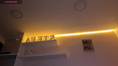 Stefa Gomez  online show from 02/22/25, 05:57