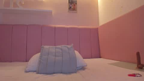 Stefa Gomez  online show from 09/14/25, 11:53