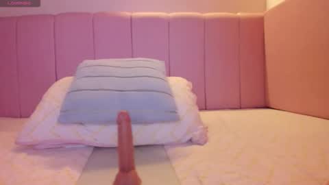 Stefa Gomez  online show from 03/05/26, 12:12