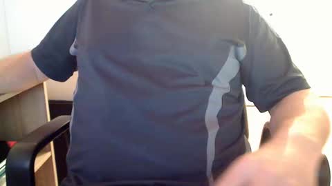 Stefan online show from 11/17/25, 07:36