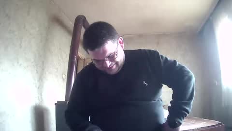 Snapshot of stefan90pt chatting on 03/16/26, 10:19 Stefan online show from 03/16/26, 10:19