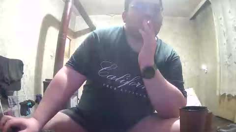 Snapshot of stefan90pt chatting on 03/28/26, 03:39 Stefan online show from 03/28/26, 03:39