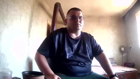 Snapshot of stefan90pt chatting on 06/10/26, 11:42 Stefan online show from 06/10/26, 11:42