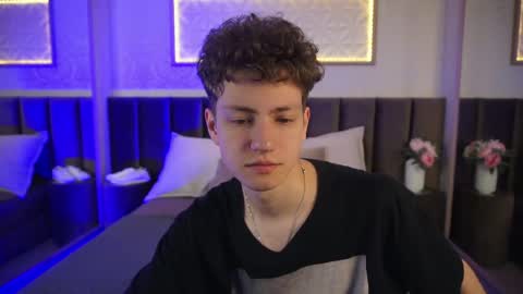 Snapshot of stefanbev chatting on 03/31/26, 07:47 Esrefan online show from 03/31/26, 07:47