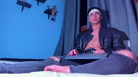 Stefann Salvatore online show from 01/20/25, 07:58