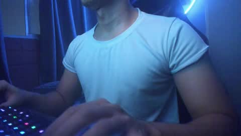 Stefann Salvatore online show from 11/30/25, 05:44