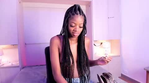 Snapshot of stefannyevans_ chatting on 05/23/26, 12:42 stefannyevans_ online show from 05/23/26, 12:42