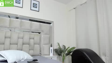 Stefany online show from 03/05/25, 11:49