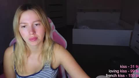 stefany_and_bettany online show from 10/23/25, 02:05