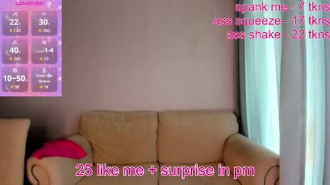 Snapshot of stefany_and_bettany chatting on 03/08/26, 07:01 stefany_and_bettany online show from 03/08/26, 07:01