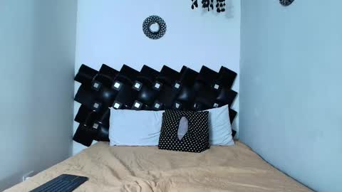 stefany_carterrr online show from 02/18/26, 08:32