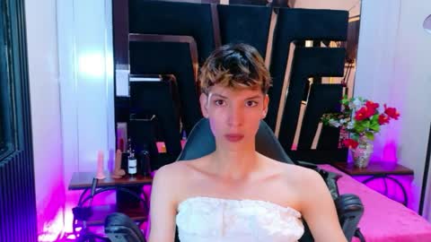 Snapshot of stefany_piink chatting on 03/31/26, 12:16 stefany piink online show from 03/31/26, 12:16