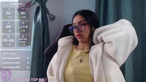 Stefanny lopez online show from 10/02/25, 11:28