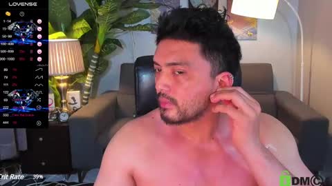 Snapshot of steffan_sebastian chatting on 03/08/25, 05:59 STEFFAN online show from 03/08/25, 05:59